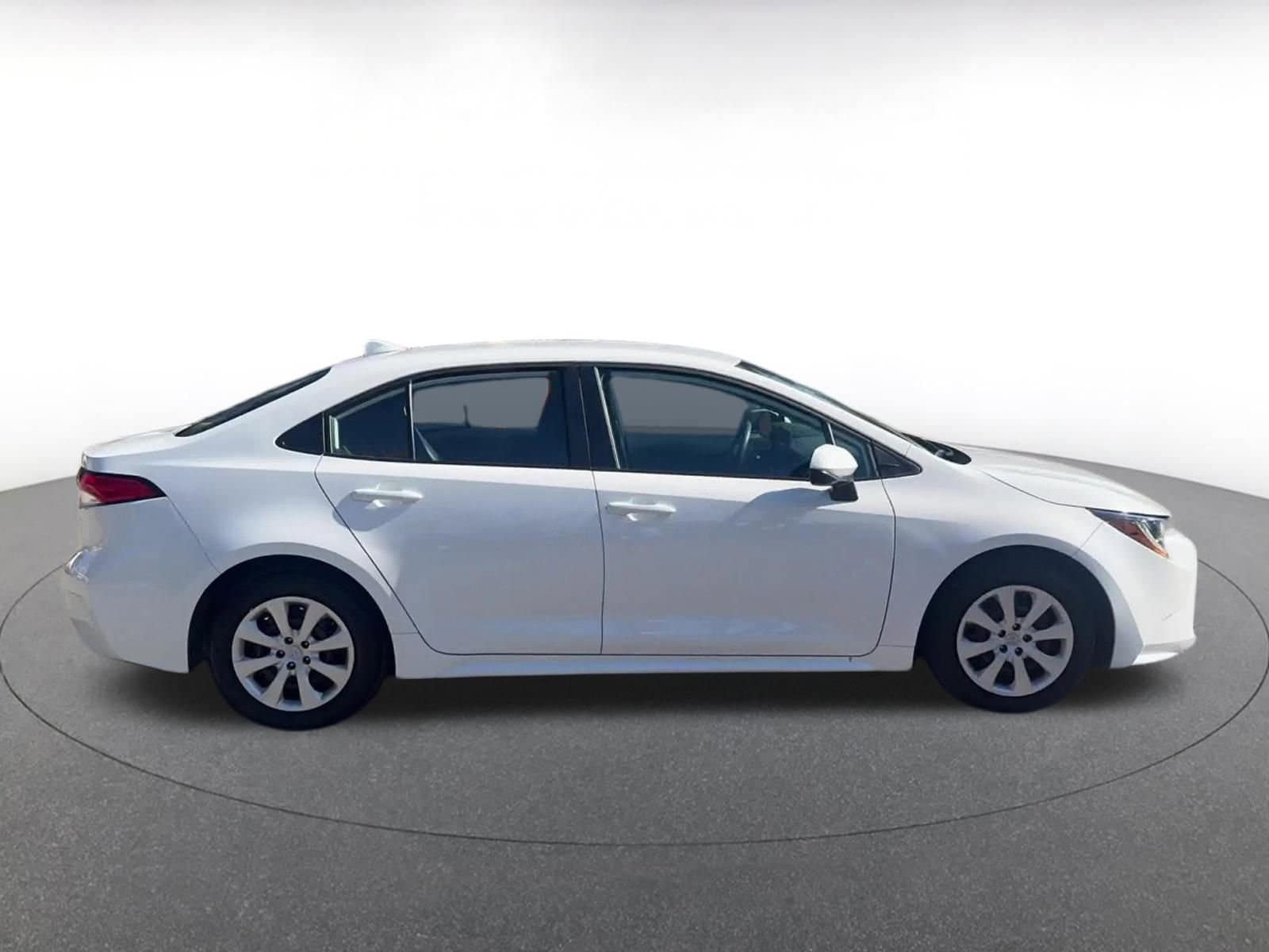 Thumbnail: 2025 Toyota Corolla - 16