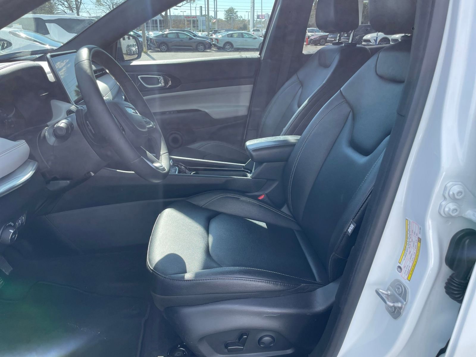 Thumbnail: 2025 Jeep Compass - 27