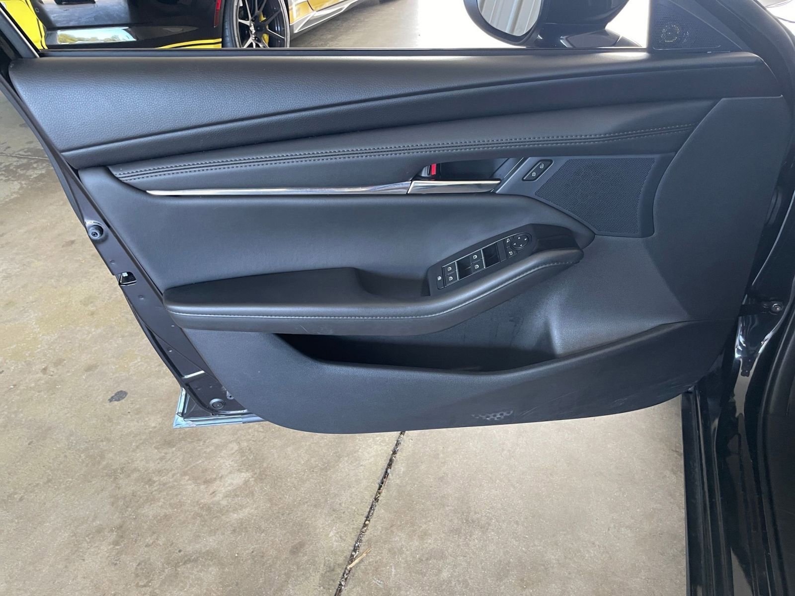 Thumbnail: 2025 Mazda Mazda3 - 20