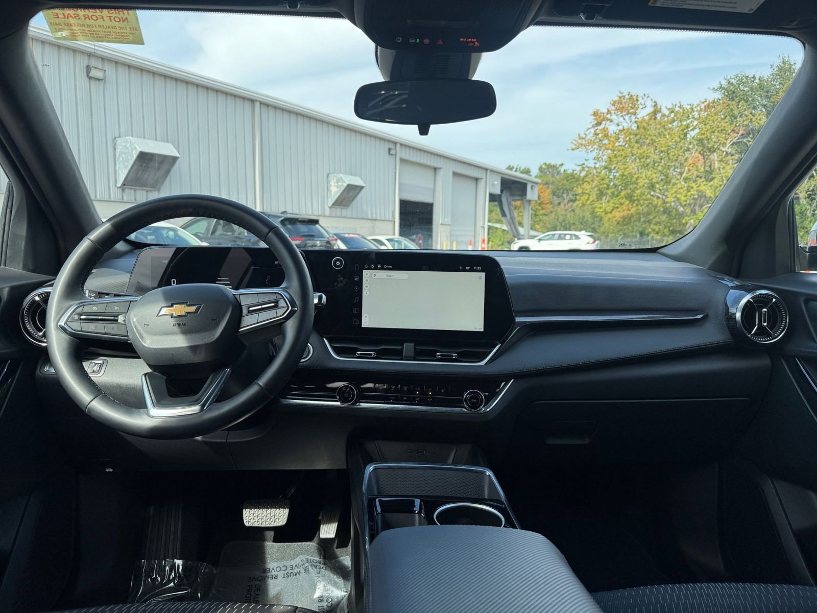 Thumbnail: 2025 Chevrolet Equinox - 32