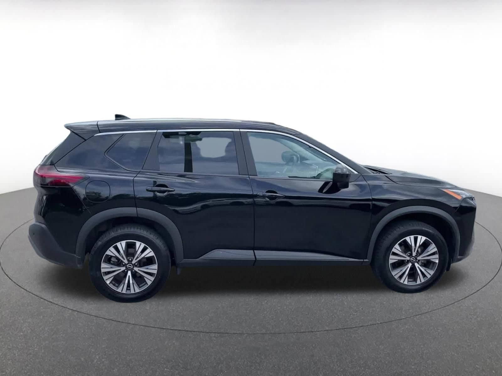 Thumbnail: 2023 Nissan Rogue - 16