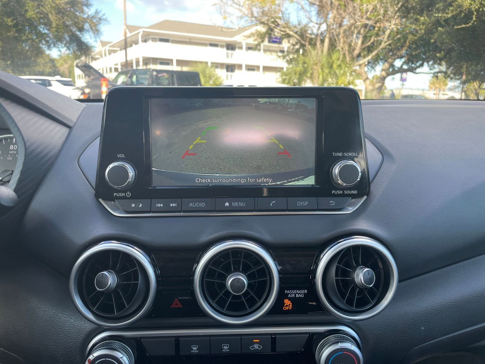 Thumbnail: 2025 Nissan Sentra - 21