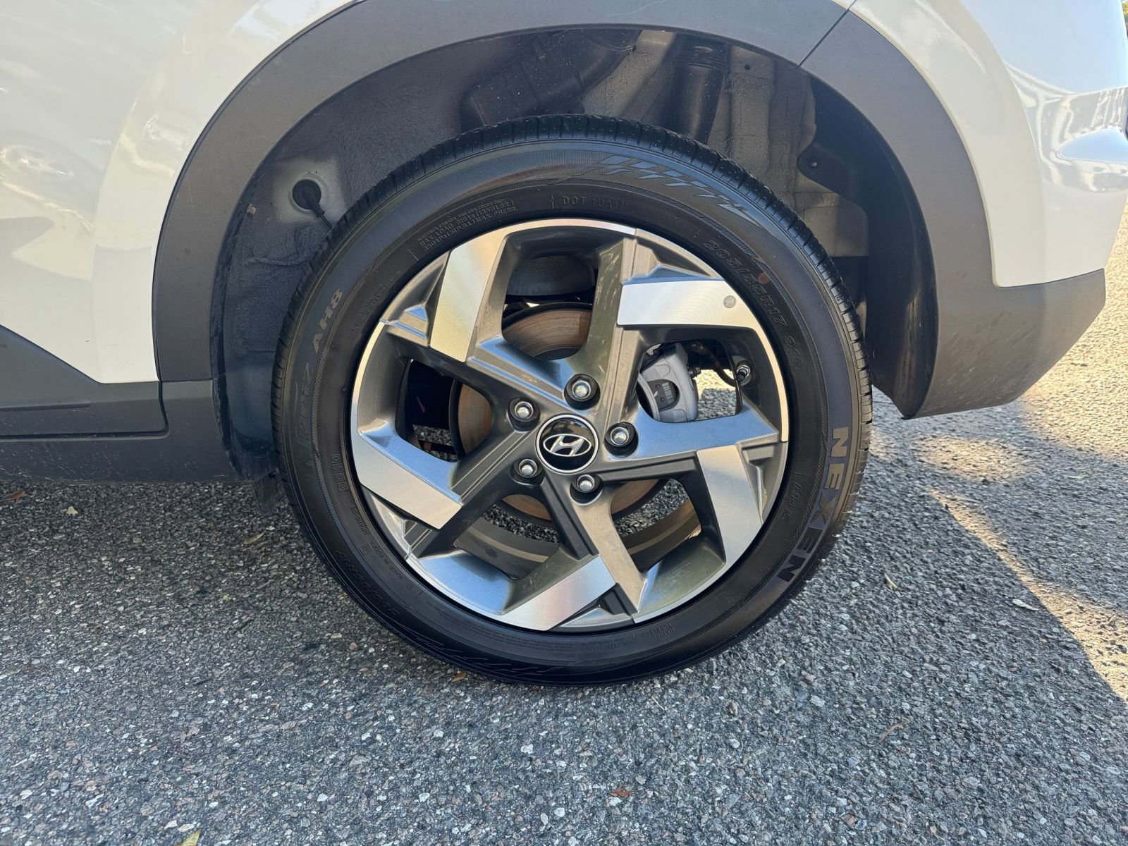 Thumbnail: 2025 Hyundai Venue - 28