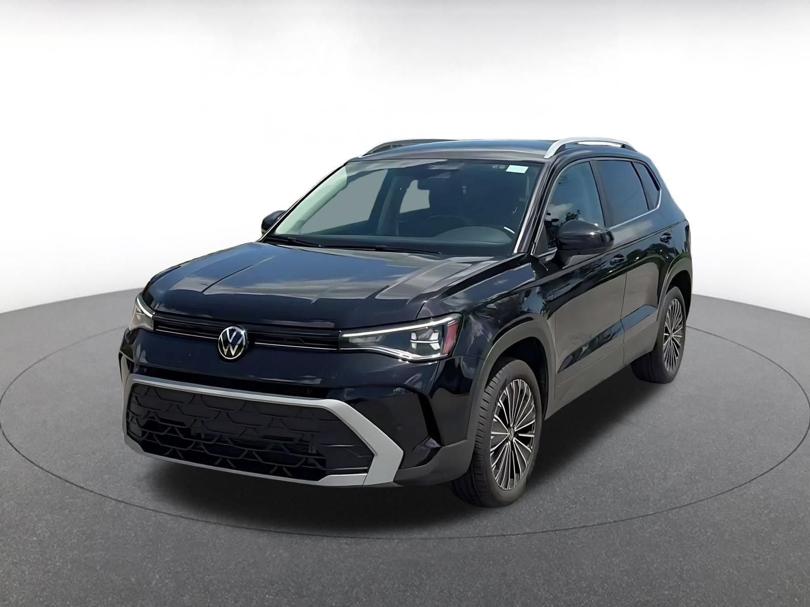 Thumbnail: 2026 Volkswagen Taos - 4