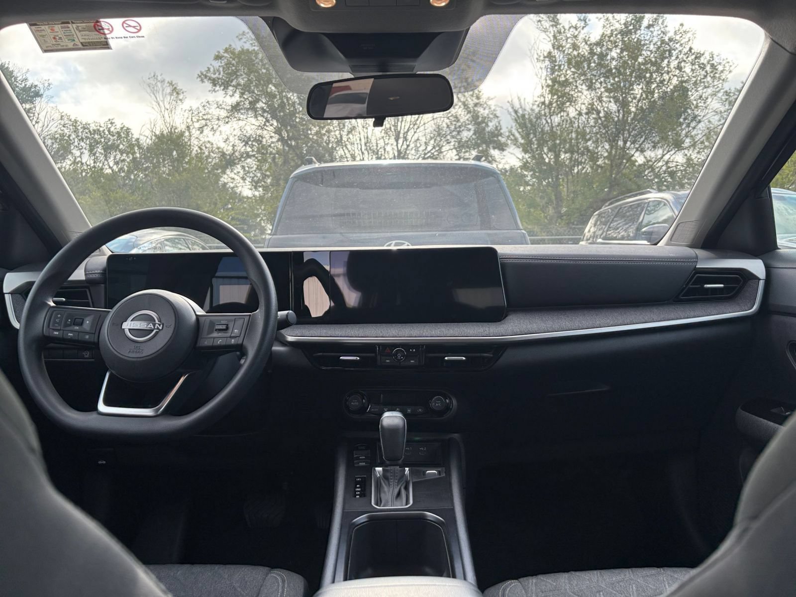 Thumbnail: 2026 Nissan Kicks - 32