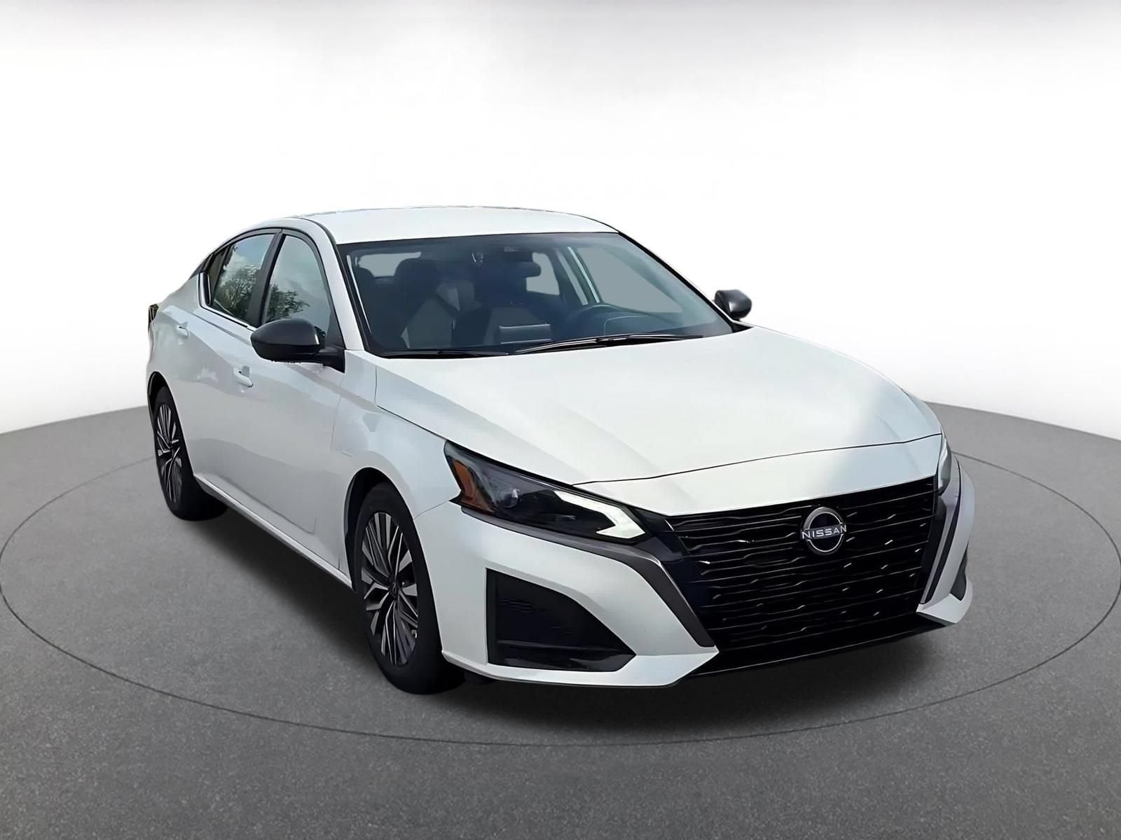 Thumbnail: 2026 Nissan Altima - 2