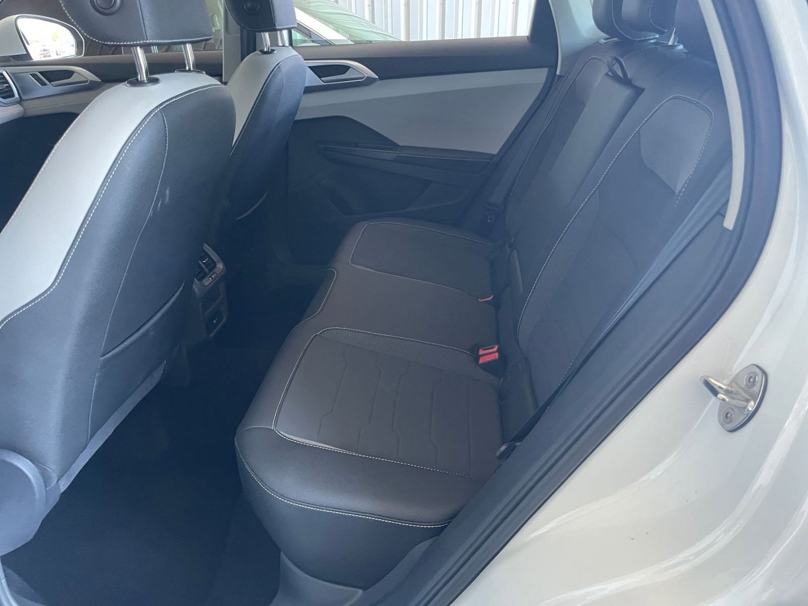 Thumbnail: 2025 Volkswagen Taos - 23