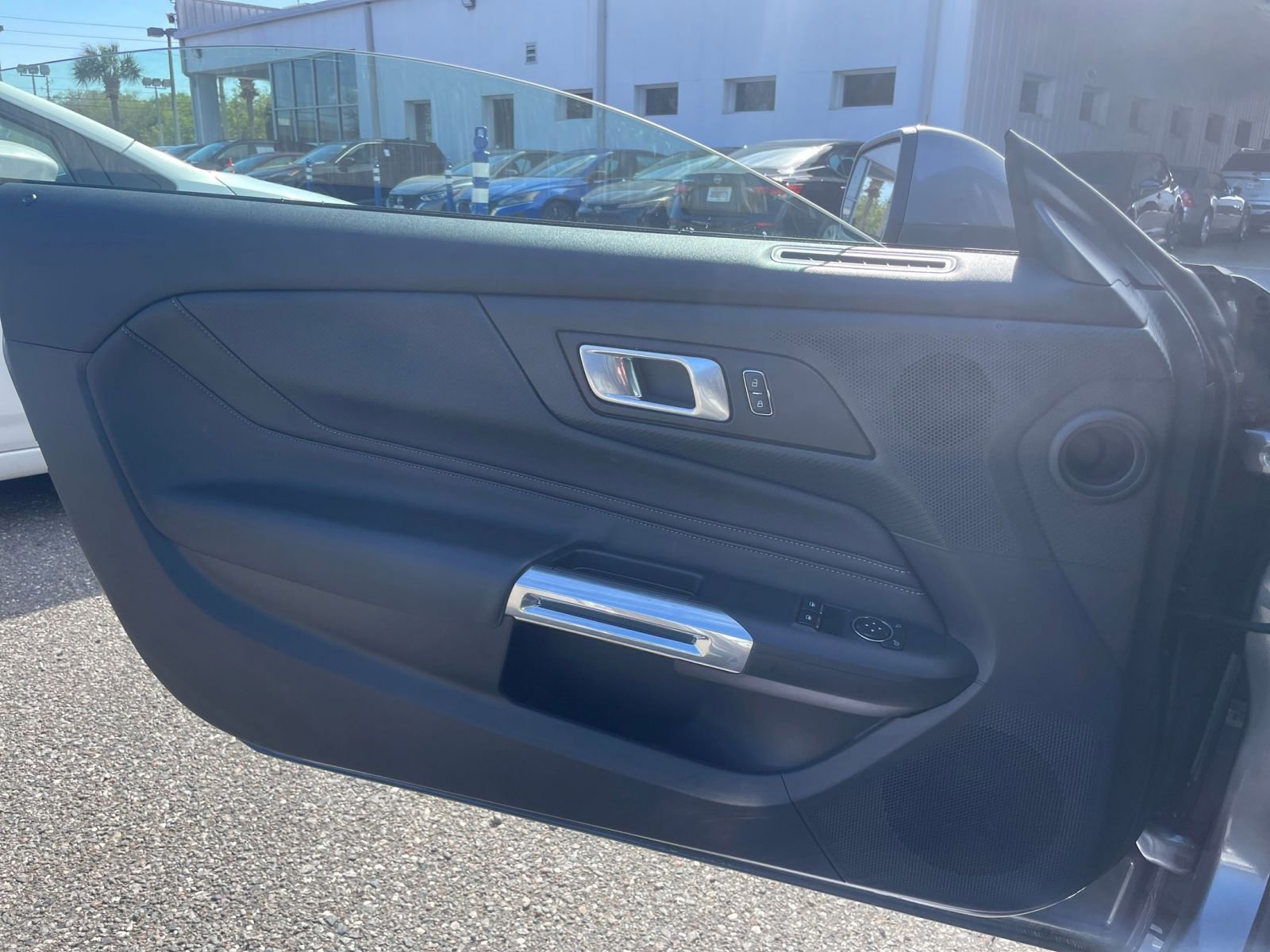 Thumbnail: 2025 Ford Mustang - 18