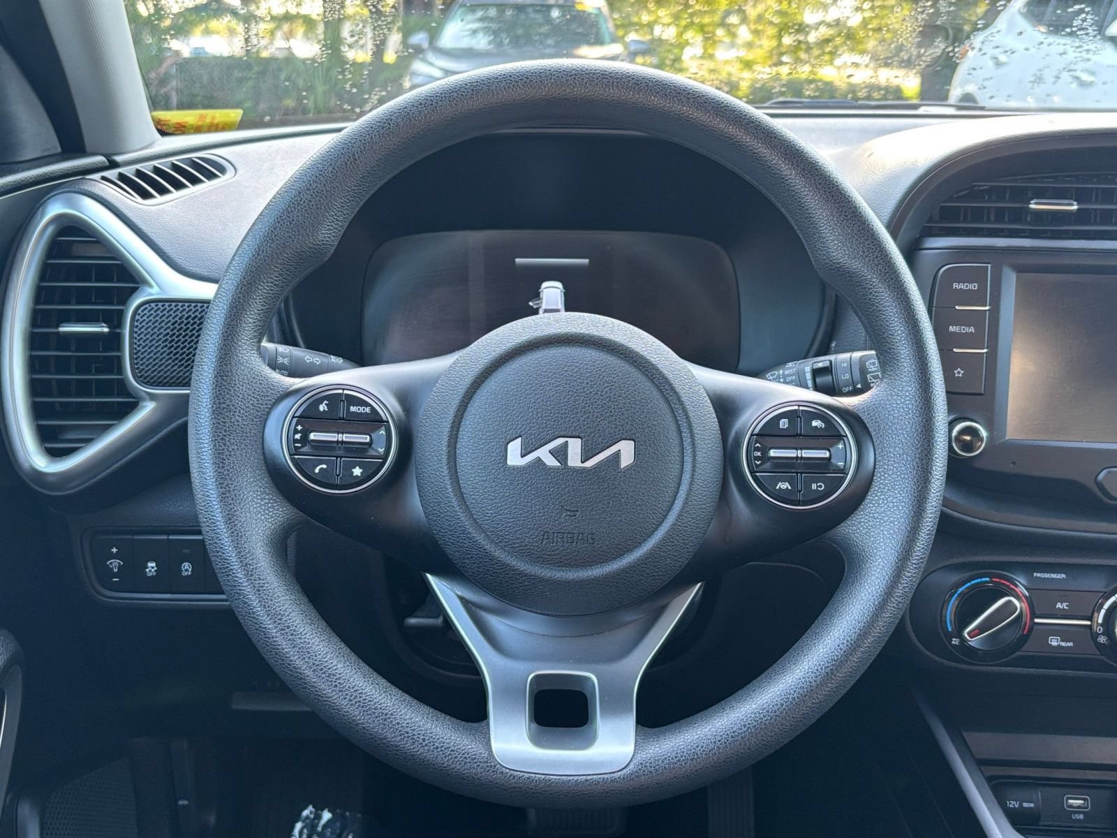 Thumbnail: 2025 Kia Soul - 25