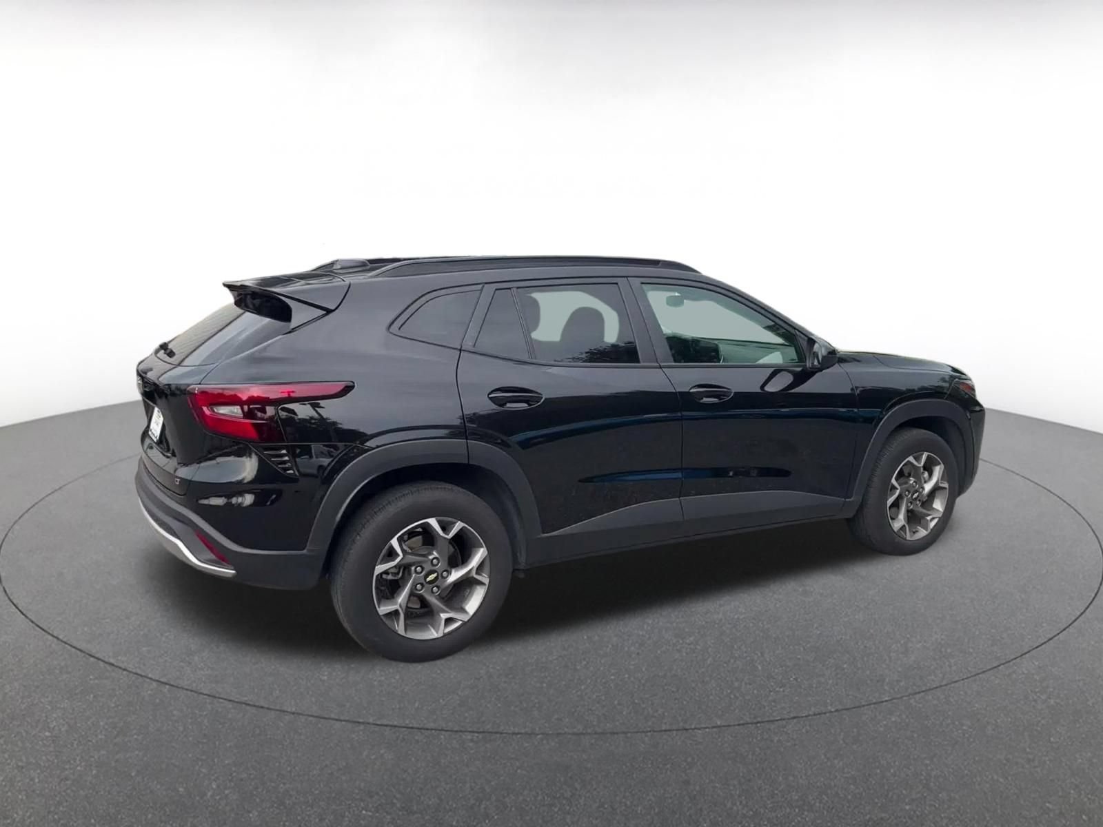 Thumbnail: 2025 Chevrolet Trax - 13
