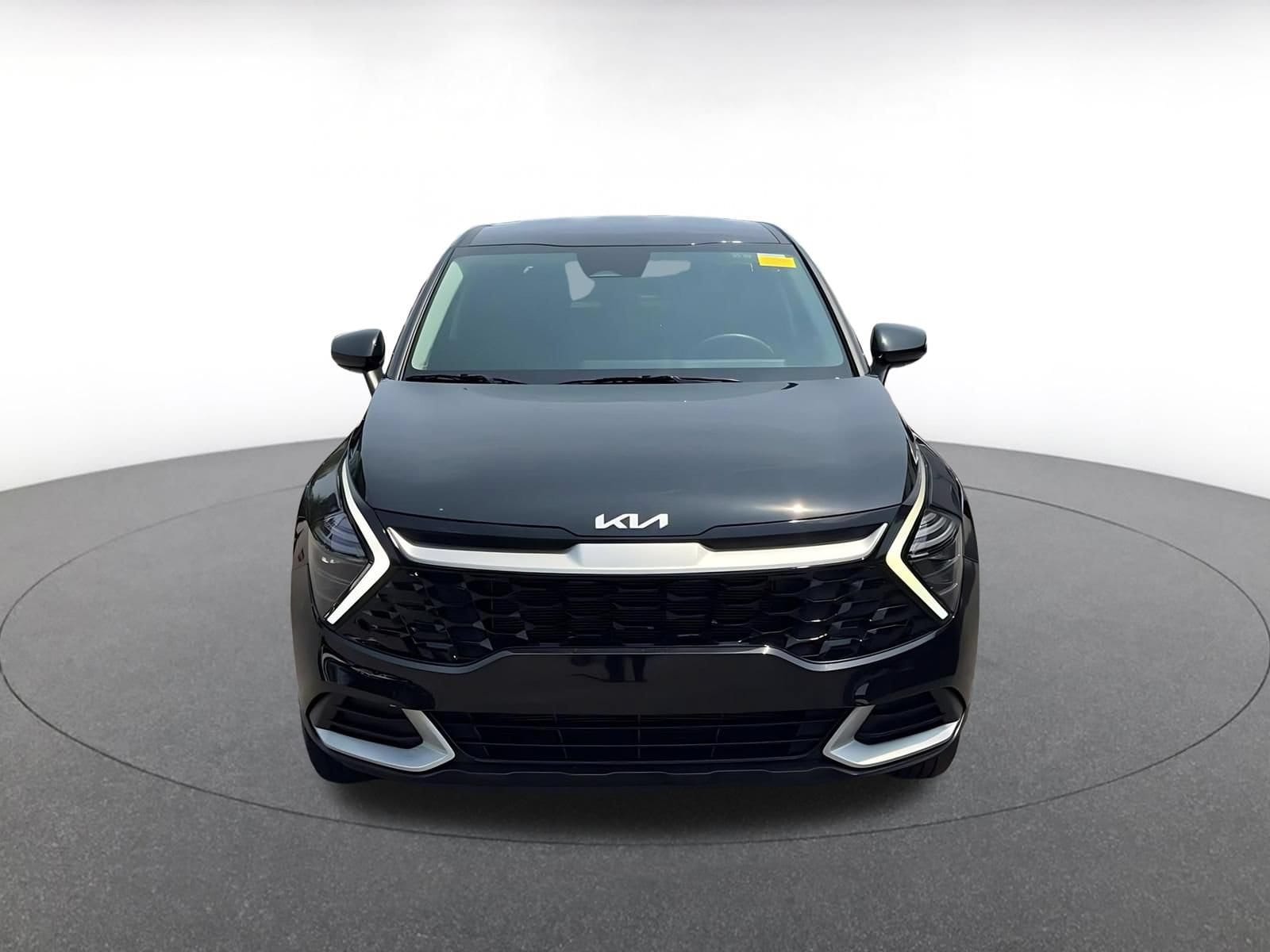 Thumbnail: 2025 Kia Sportage - 3