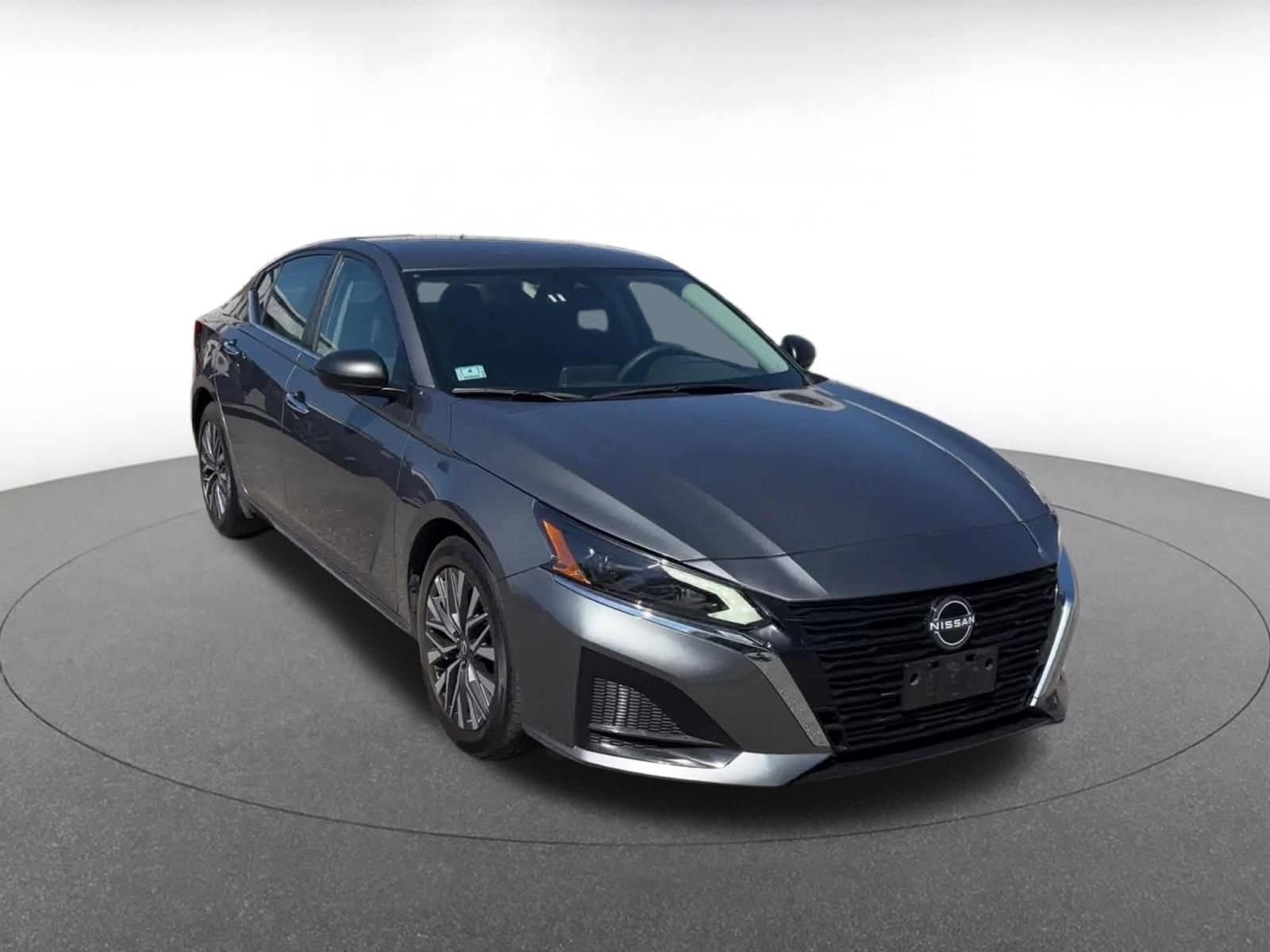 Thumbnail: 2025 Nissan Altima - 2