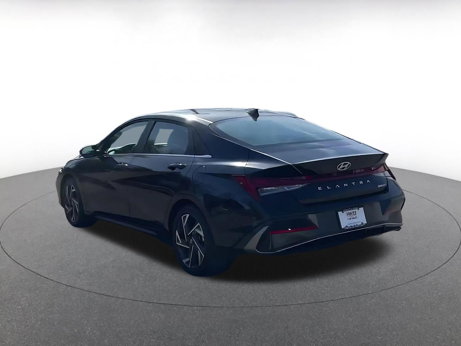 Thumbnail: 2025 Hyundai Elantra - 9