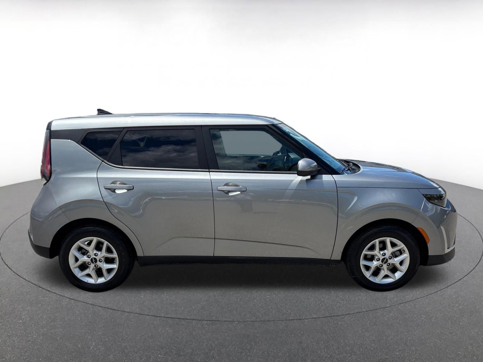 Thumbnail: 2025 Kia Soul - 15
