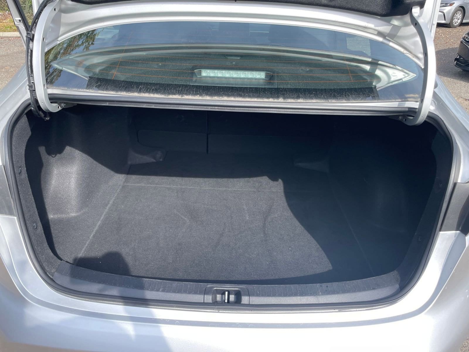 Thumbnail: 2025 Toyota Corolla - 29