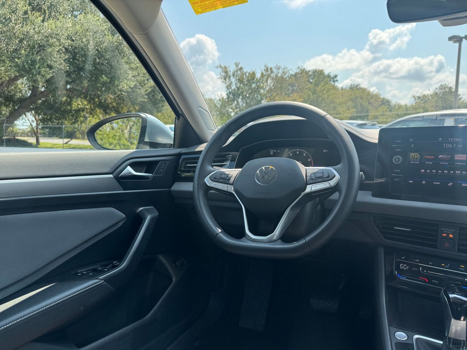 Thumbnail: 2025 Volkswagen Jetta - 33