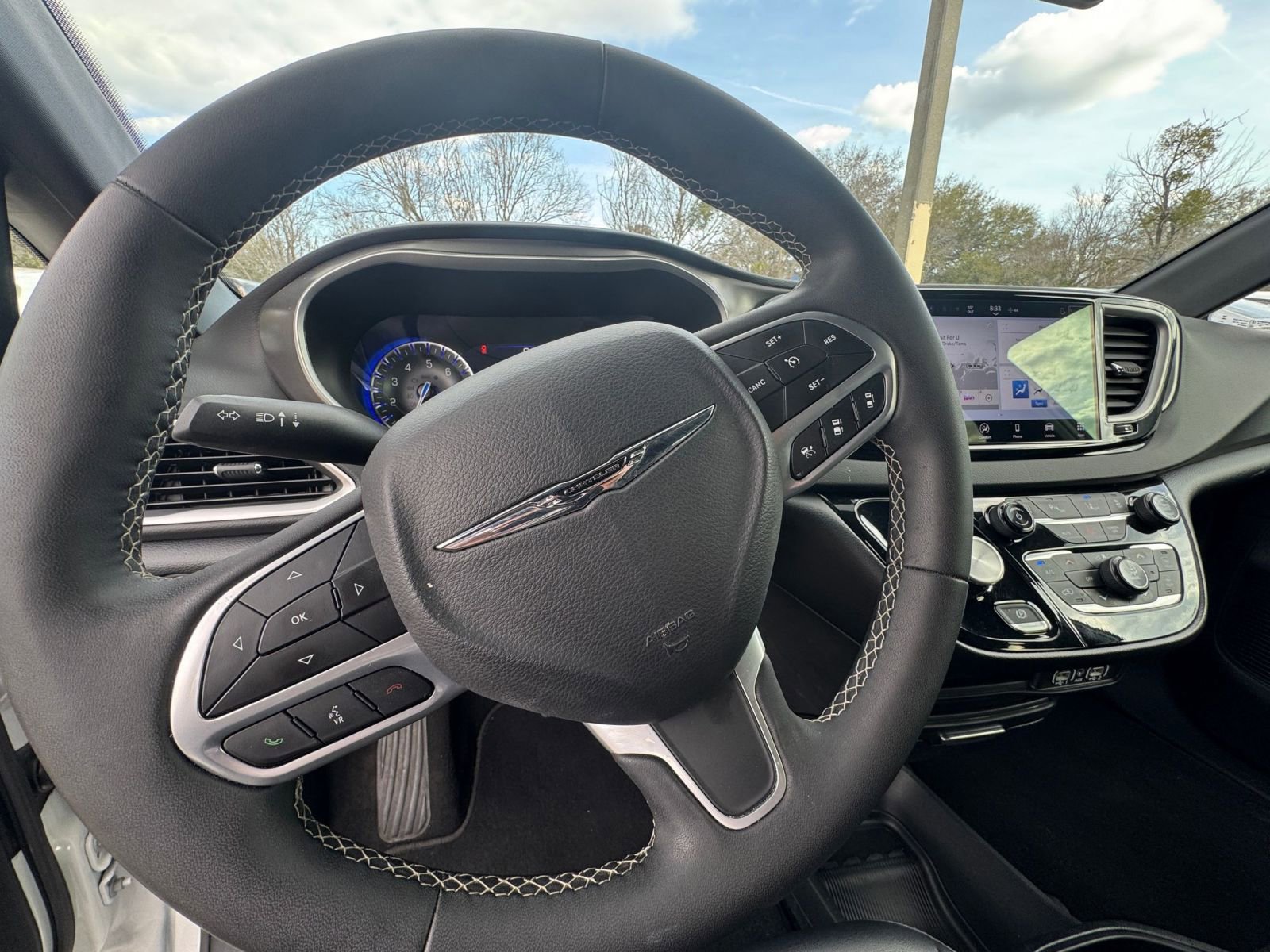 Thumbnail: 2025 Chrysler Pacifica - 29