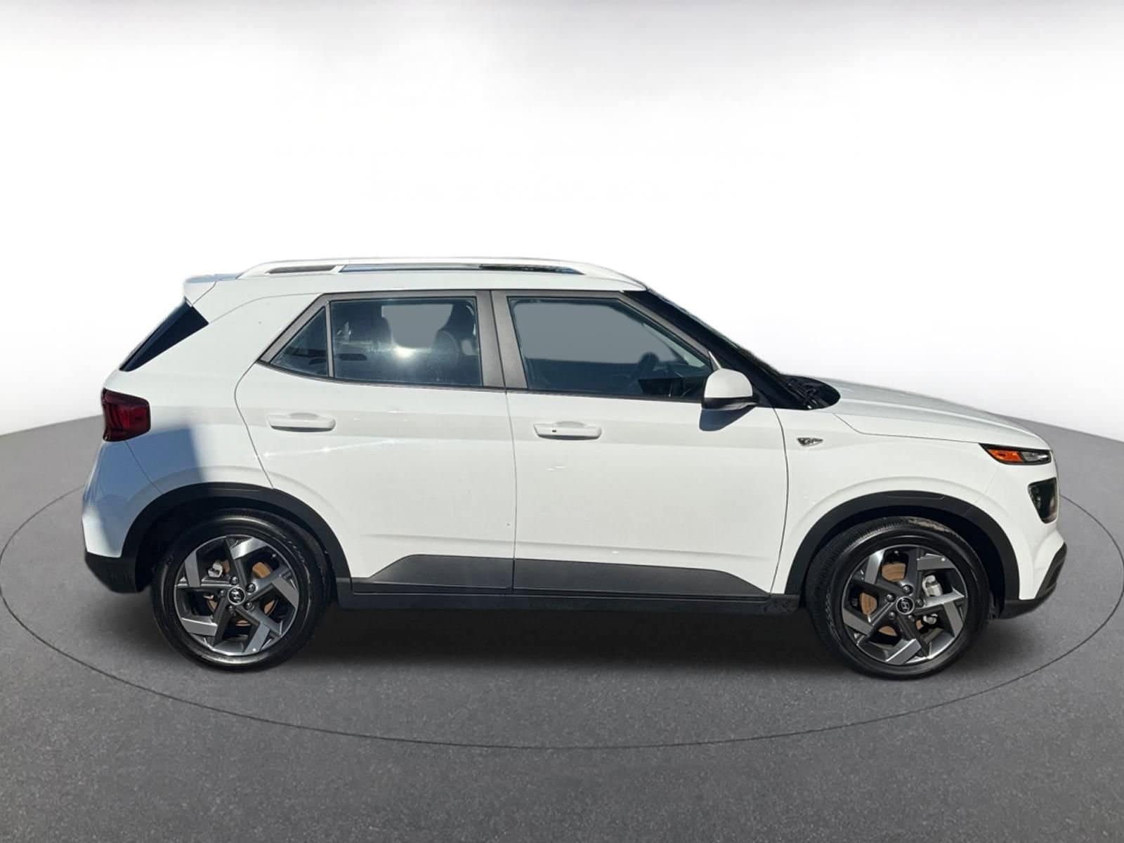 Thumbnail: 2025 Hyundai Venue - 15