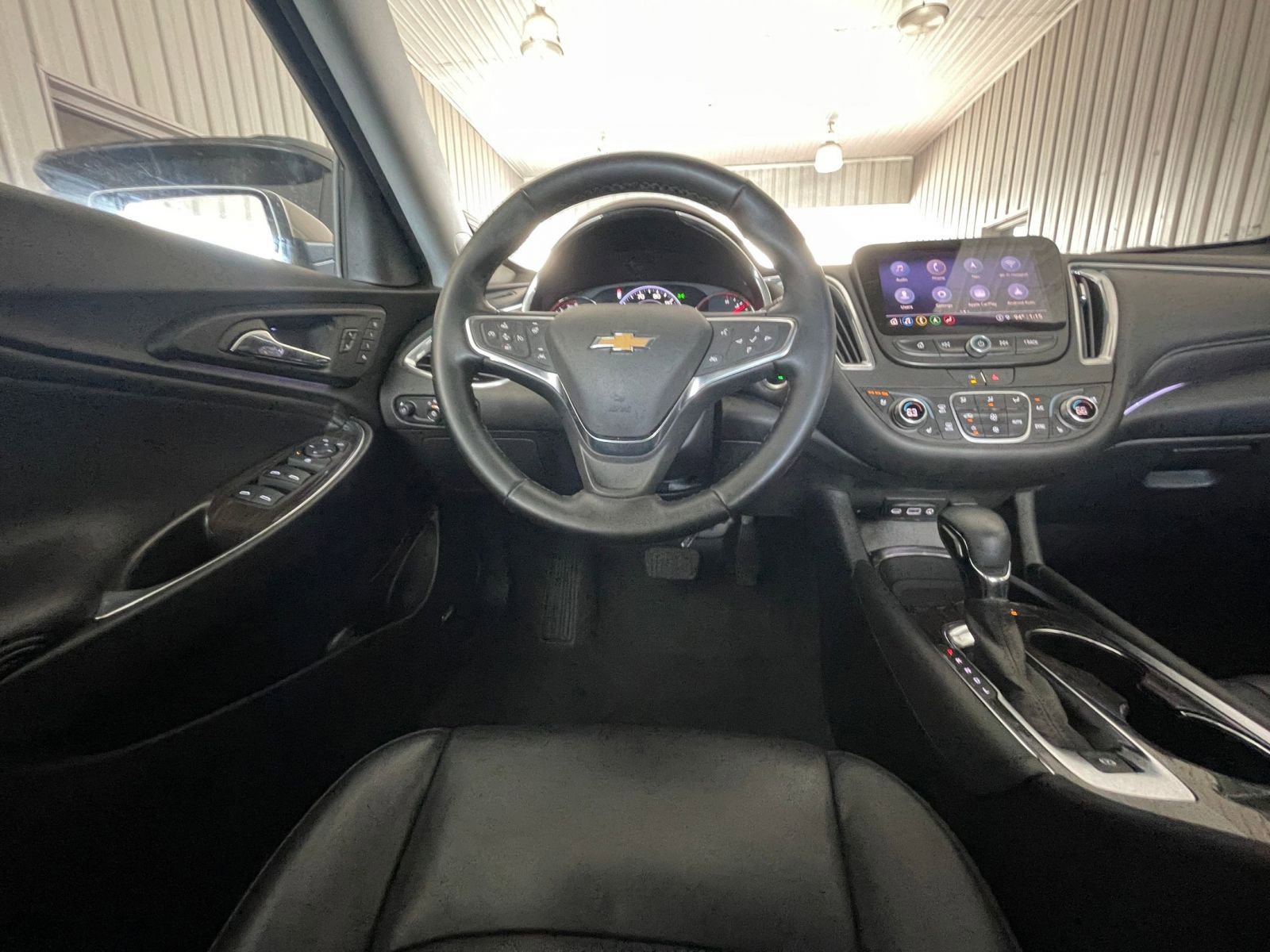 Thumbnail: 2024 Chevrolet Malibu - 32
