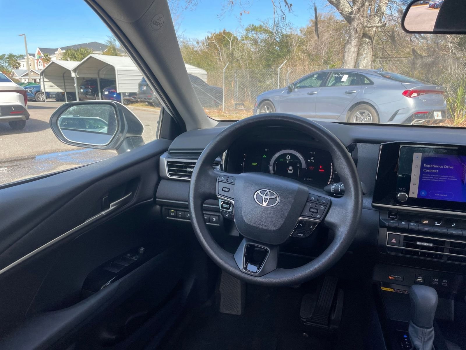 Thumbnail: 2025 Toyota Camry - 32