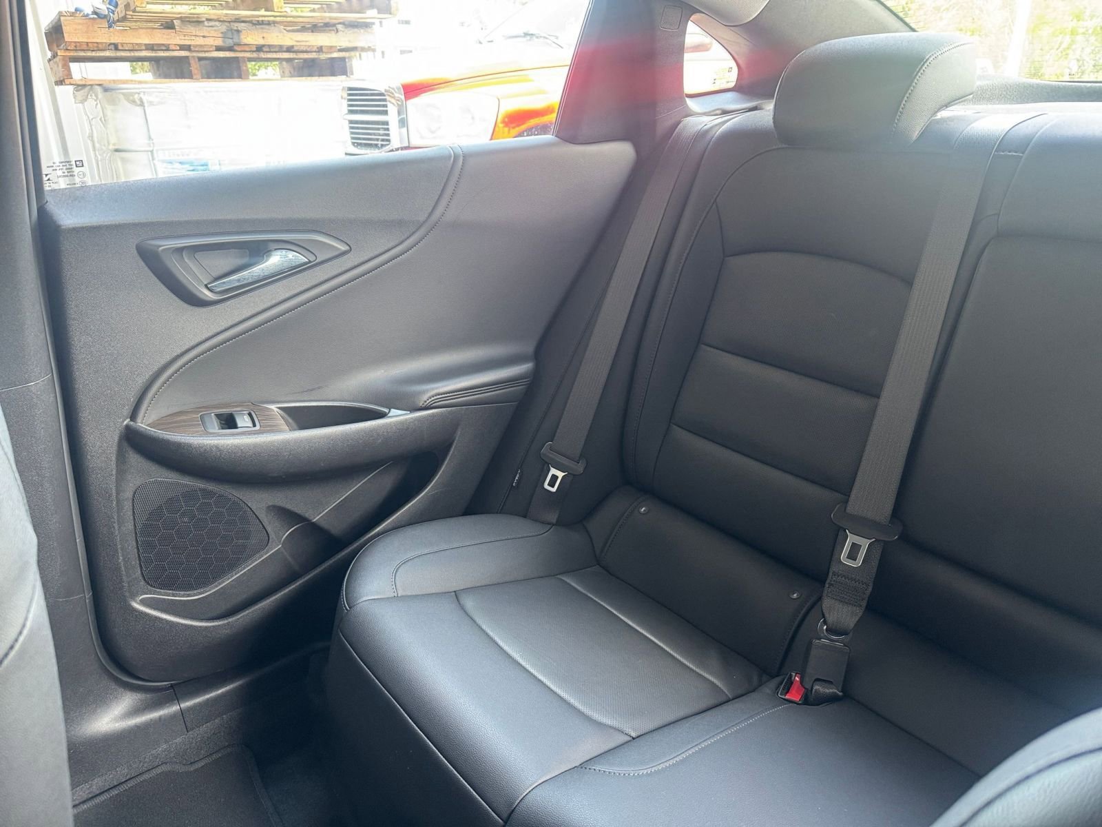 2024 Chevrolet Malibu LT 32