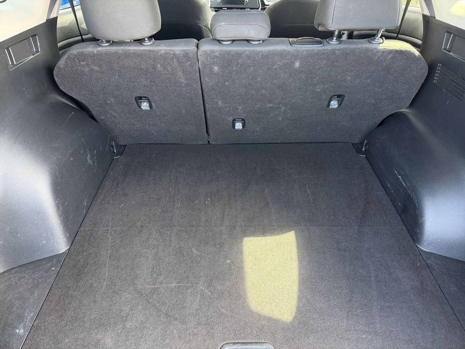 Thumbnail: 2025 Kia Sportage - 30