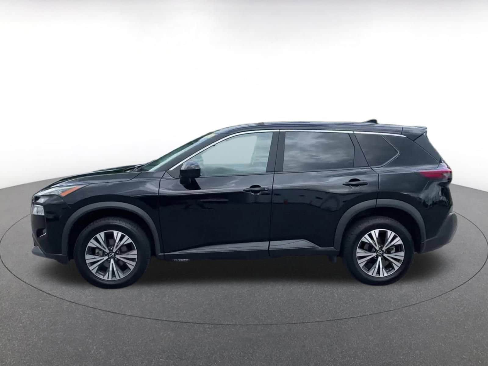 Thumbnail: 2023 Nissan Rogue - 8