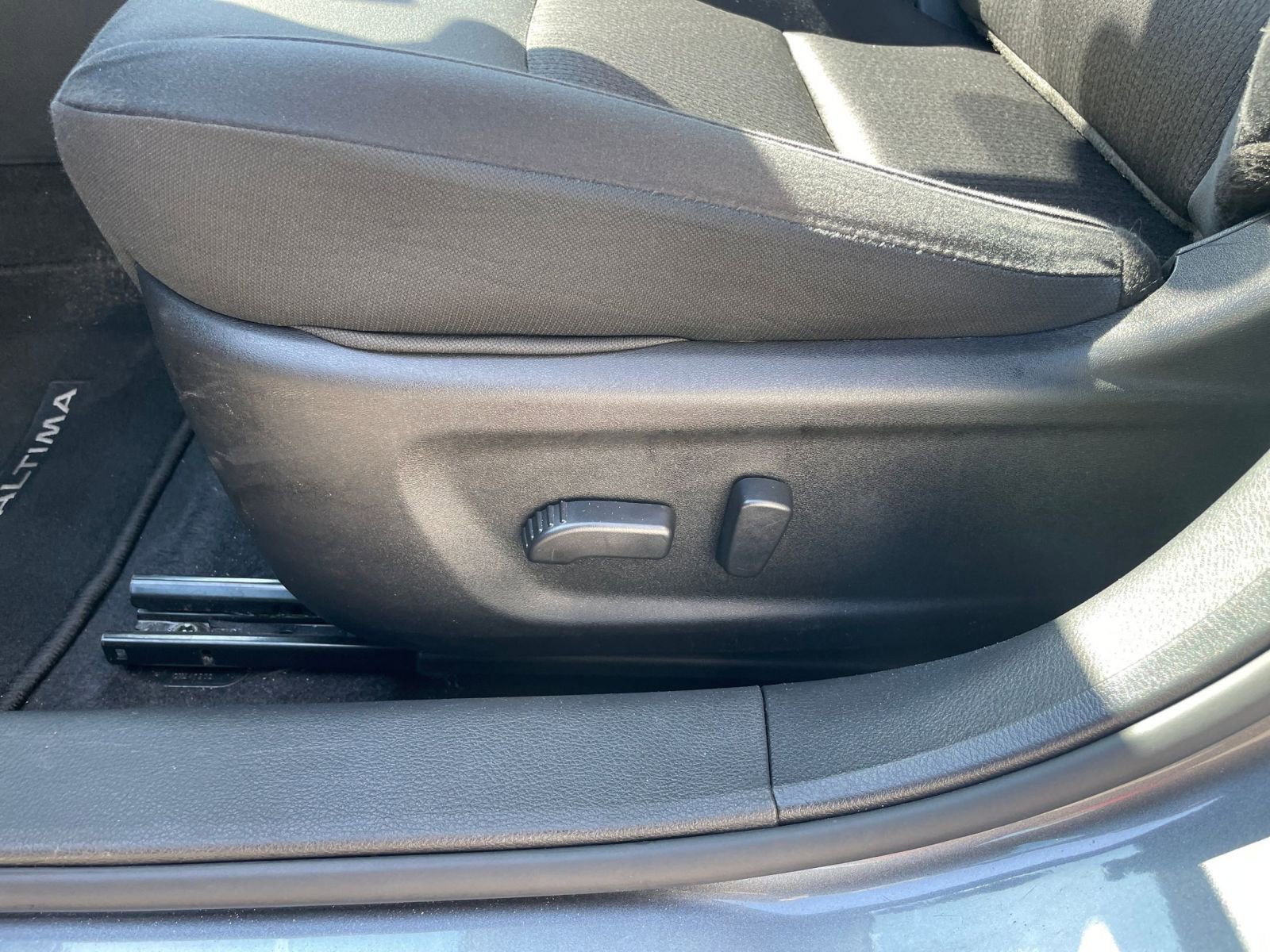 Thumbnail: 2025 Nissan Altima - 22