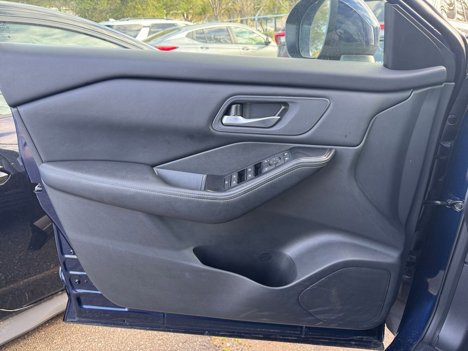 Thumbnail: 2025 Nissan Rogue - 18