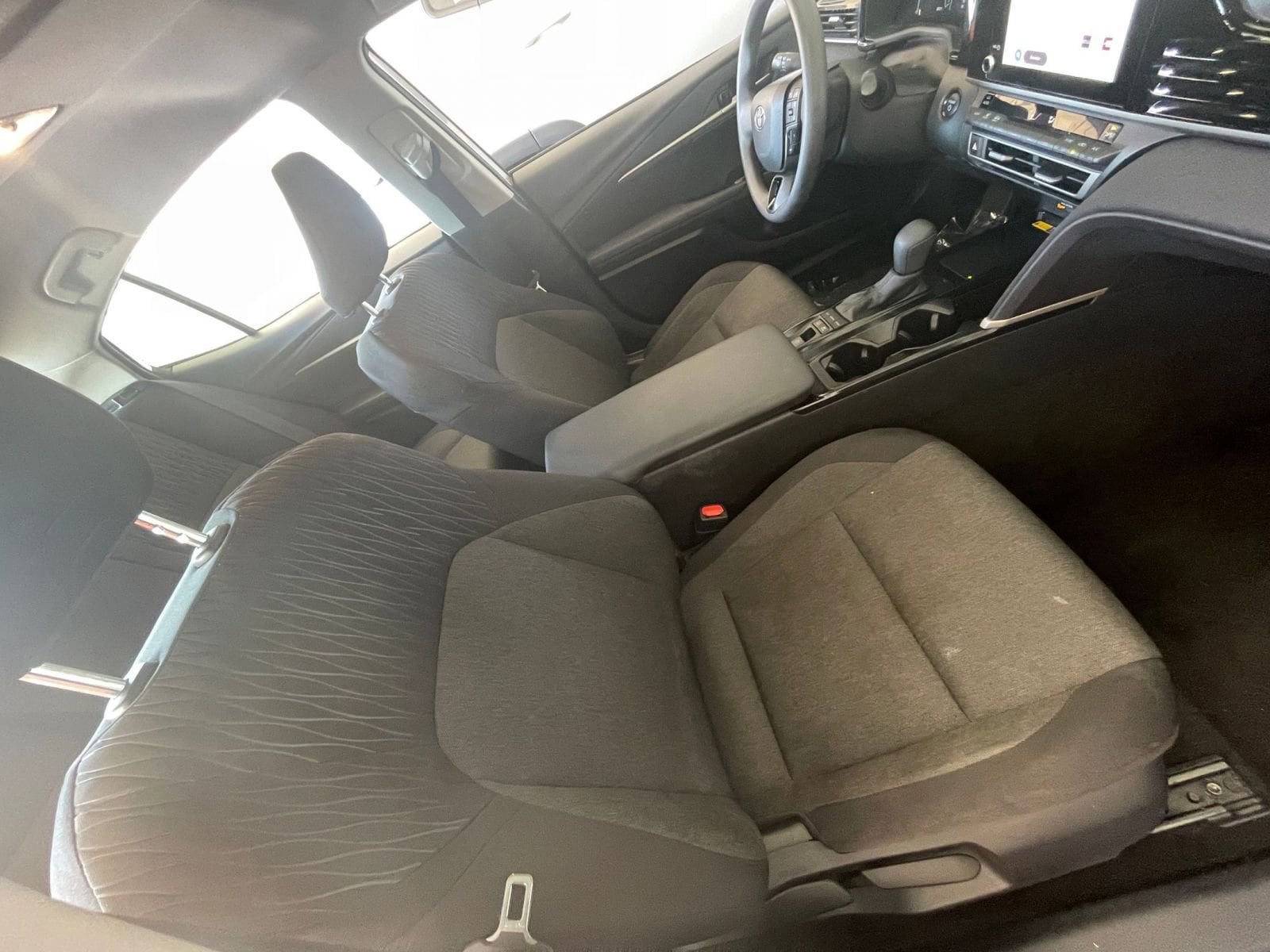 Thumbnail: 2025 Toyota Camry - 34