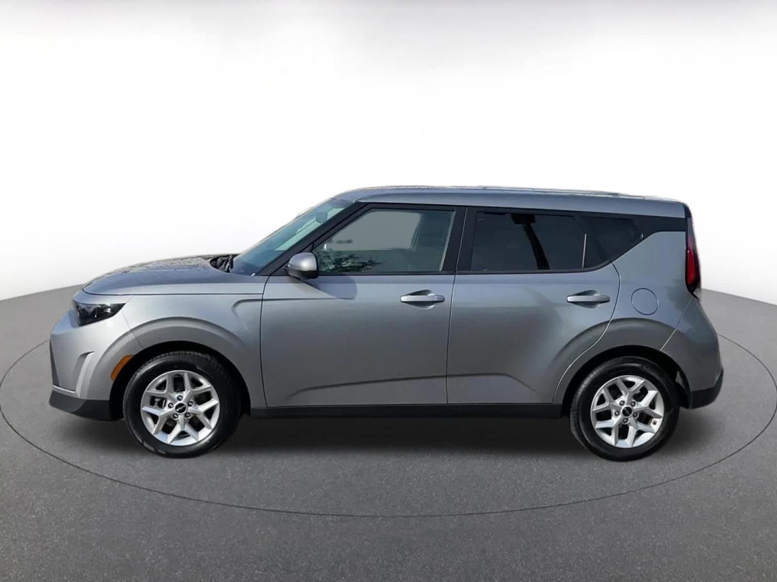 Thumbnail: 2025 Kia Soul - 8