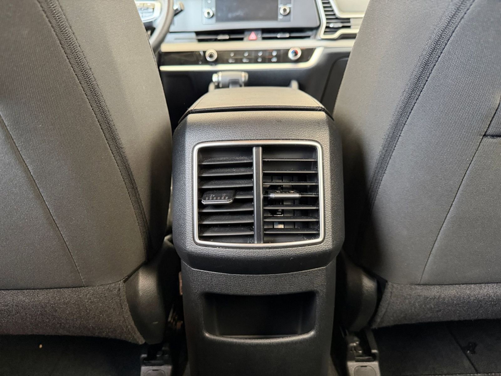 Thumbnail: 2025 Kia Sportage - 22