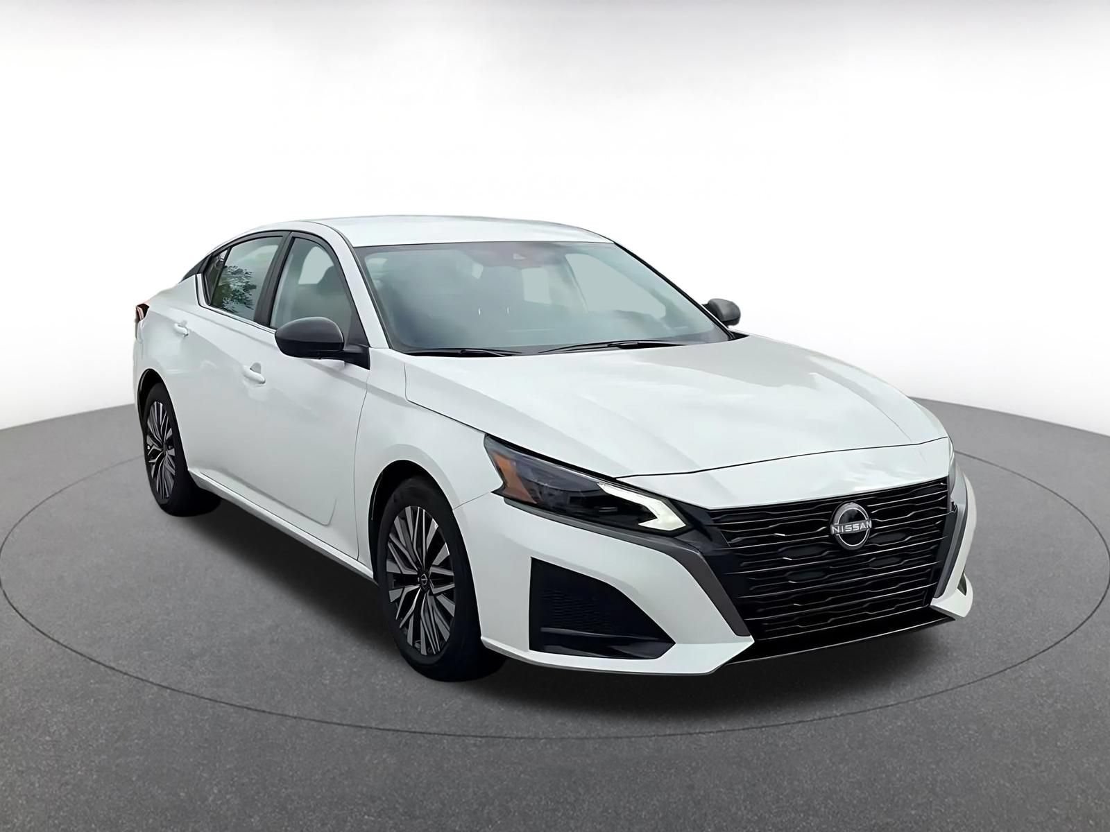 Thumbnail: 2026 Nissan Altima - 2