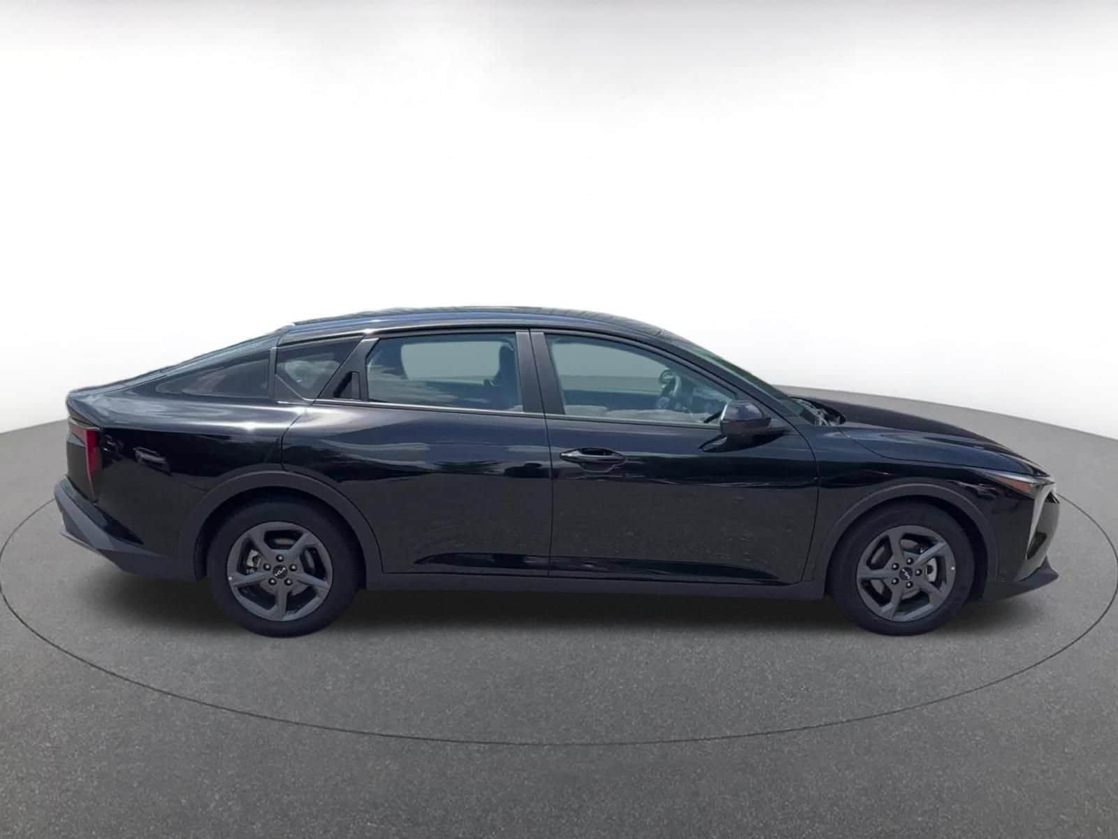 Thumbnail: 2025 Kia K4 - 16