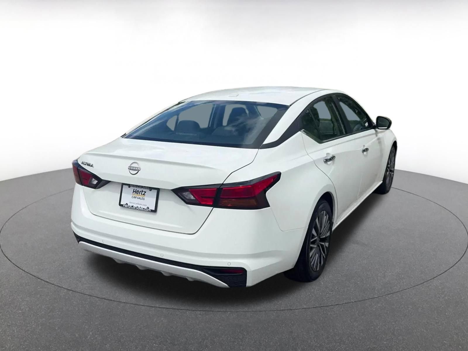 Thumbnail: 2025 Nissan Altima - 12