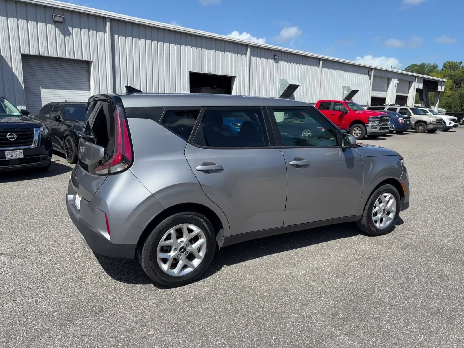 Thumbnail: 2025 Kia Soul - 13