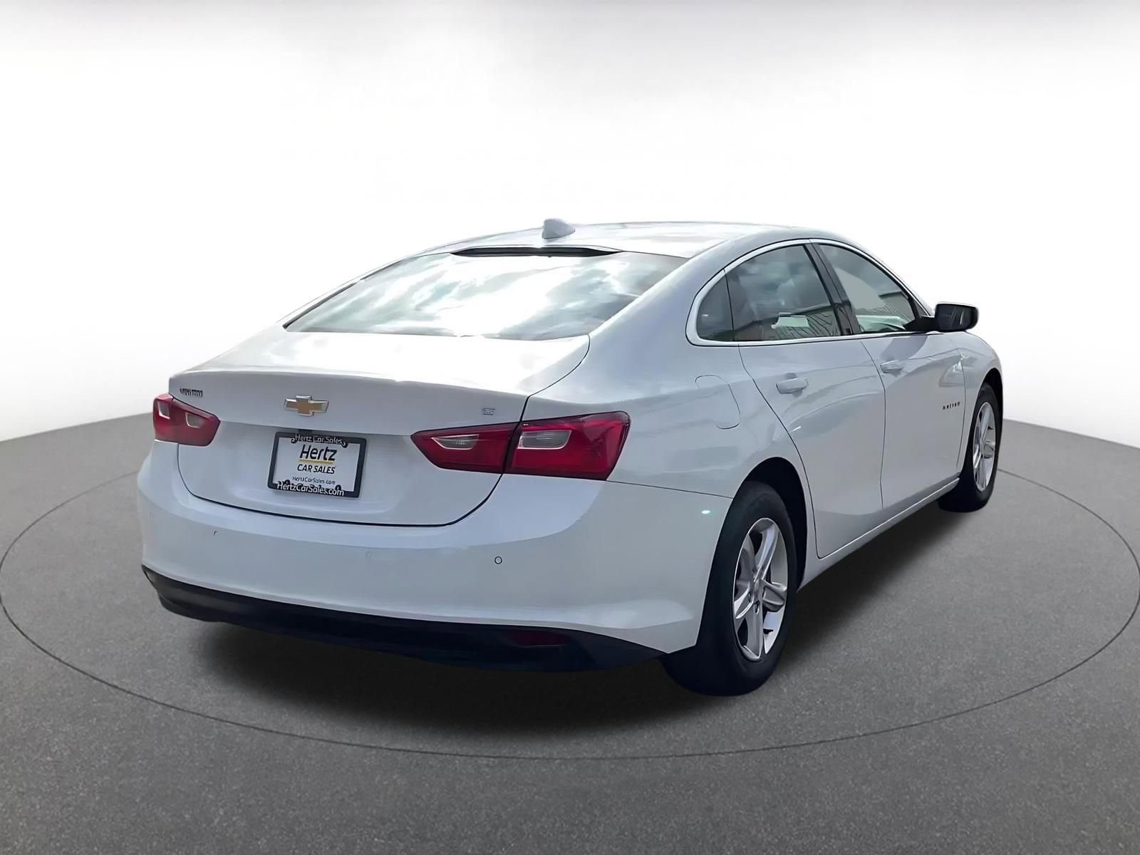 Thumbnail: 2024 Chevrolet Malibu - 12