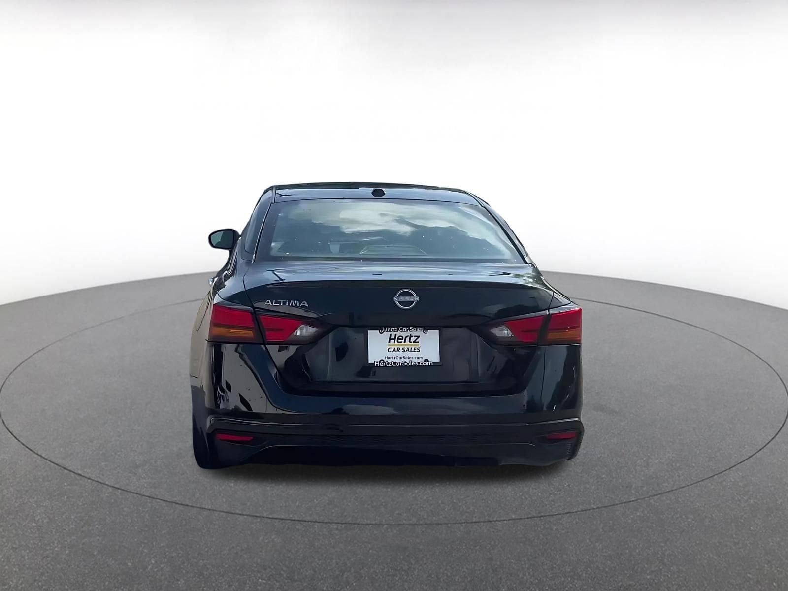 Thumbnail: 2025 Nissan Altima - 11