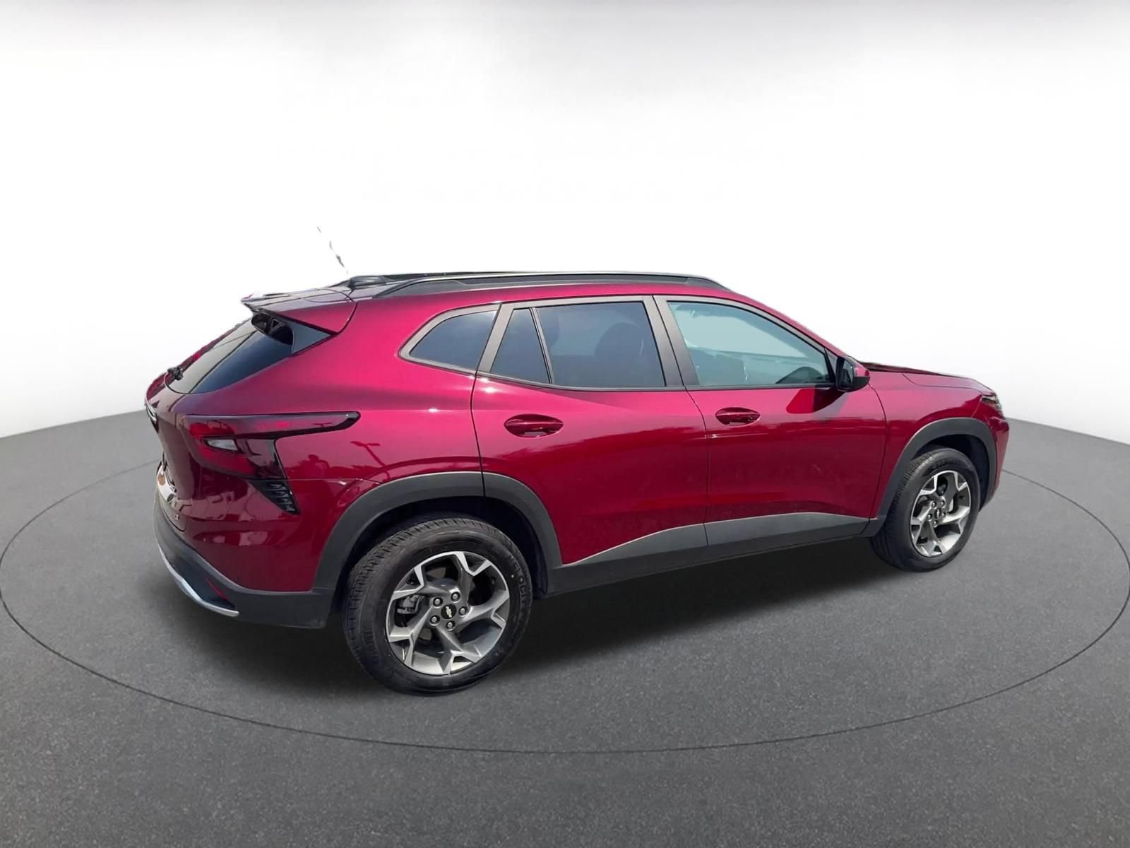 Thumbnail: 2025 Chevrolet Trax - 12