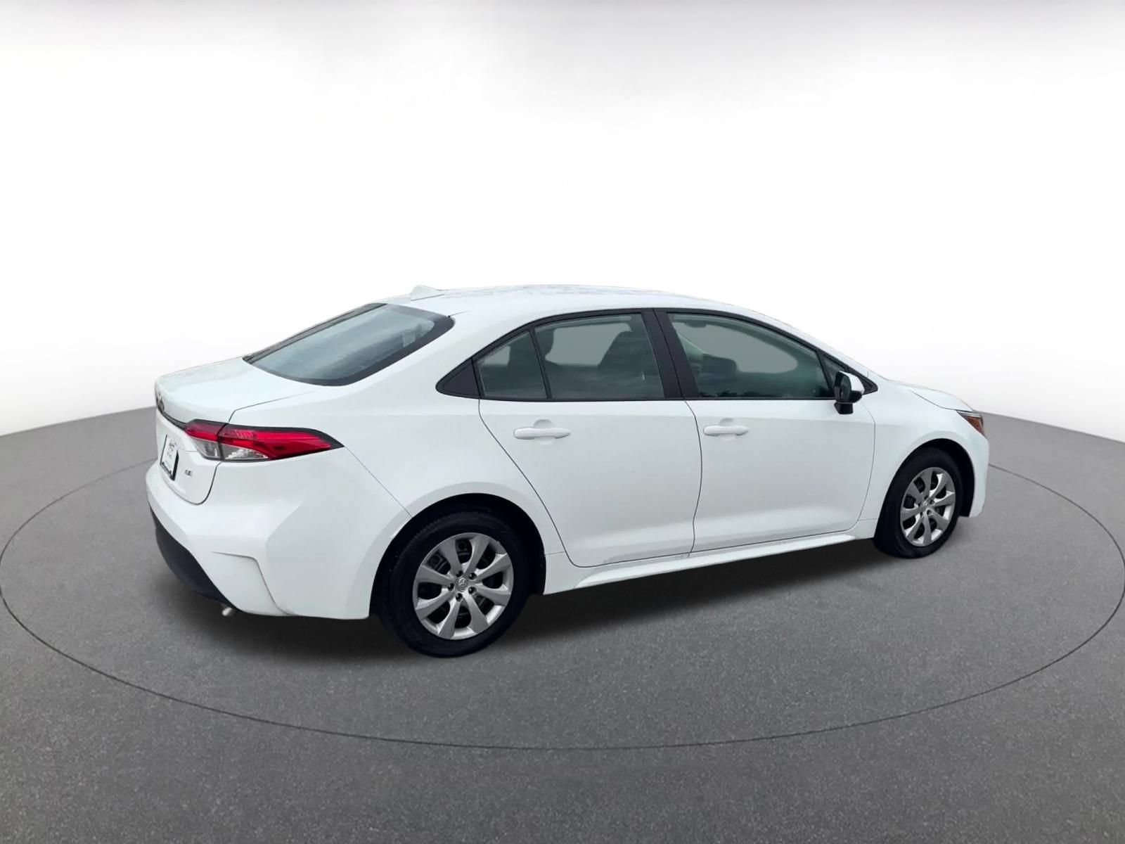 Thumbnail: 2025 Toyota Corolla - 14
