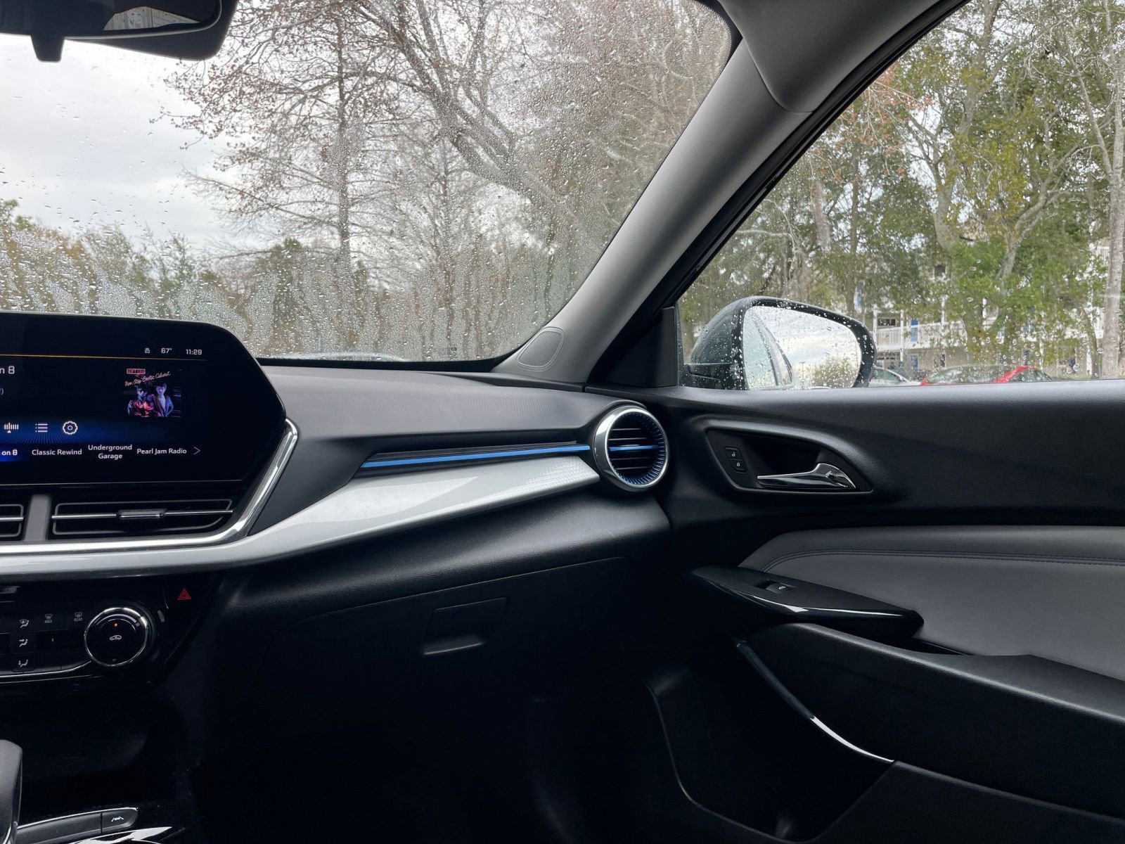 Thumbnail: 2025 Chevrolet Trax - 34