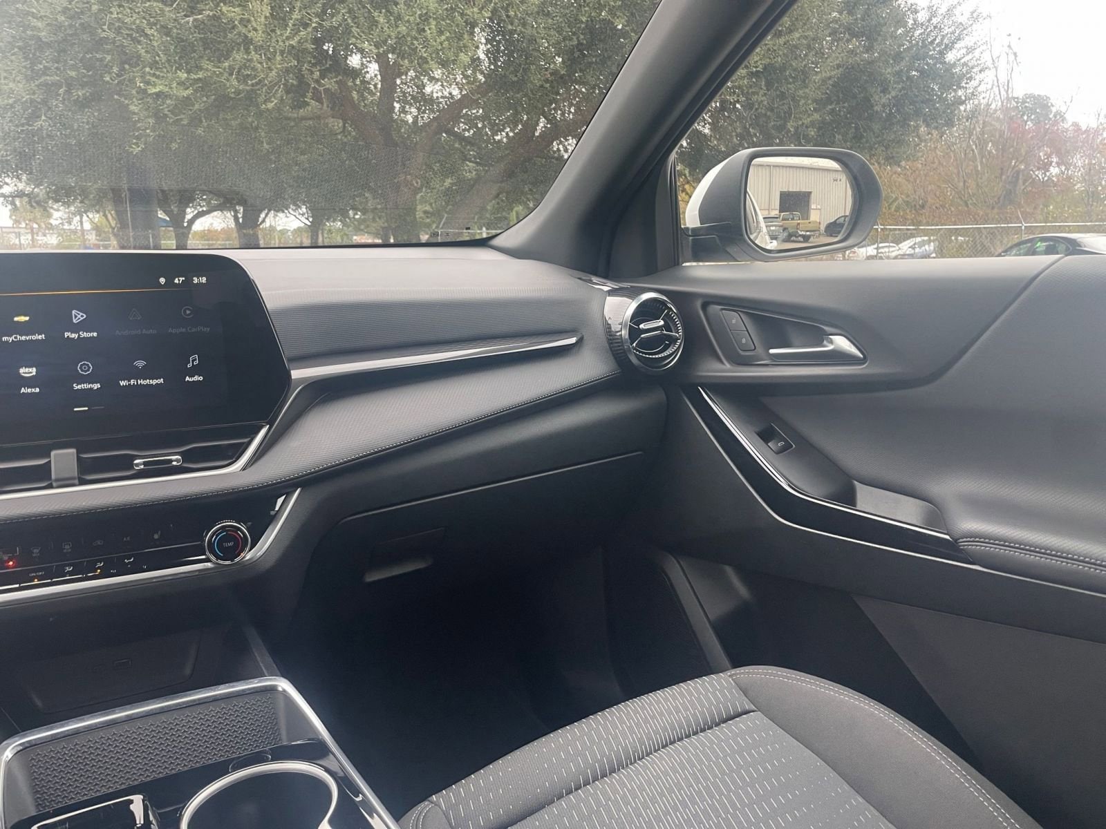 Thumbnail: 2025 Chevrolet Equinox - 34