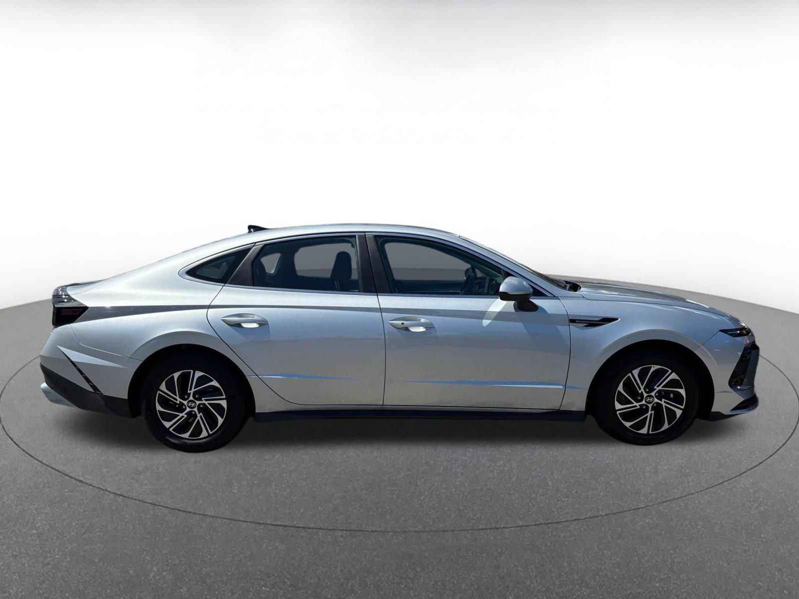 Thumbnail: 2026 Hyundai Sonata - 15