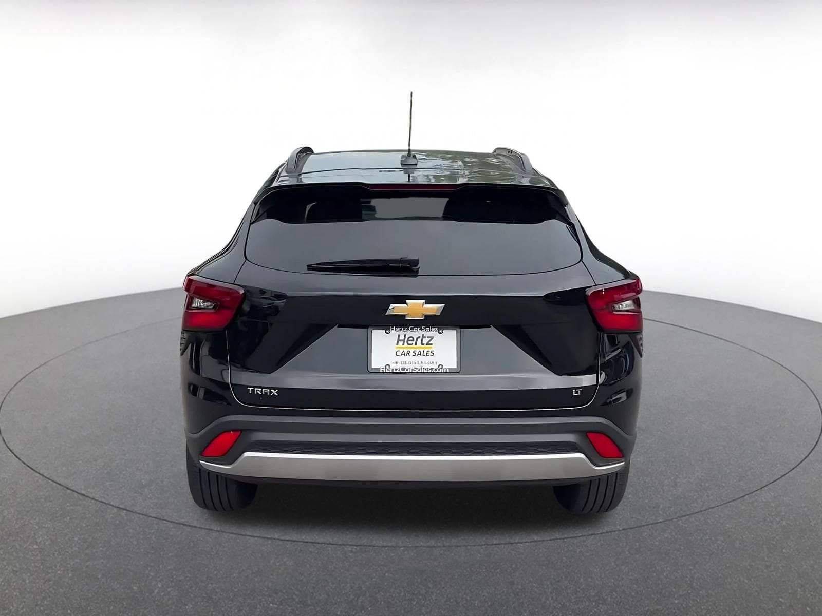 Thumbnail: 2025 Chevrolet Trax - 10