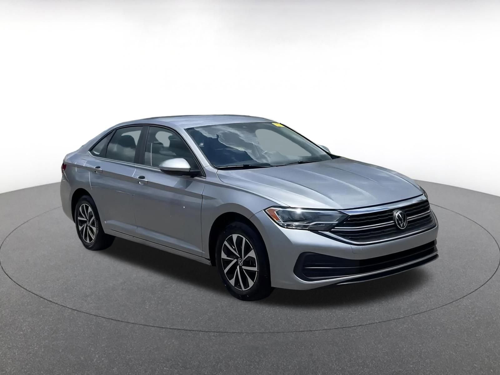 Thumbnail: 2024 Volkswagen Jetta - 2