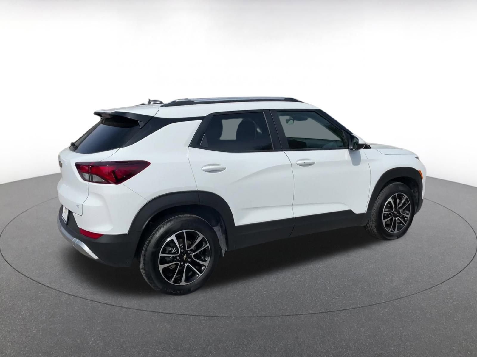 Thumbnail: 2025 Chevrolet TrailBlazer - 14