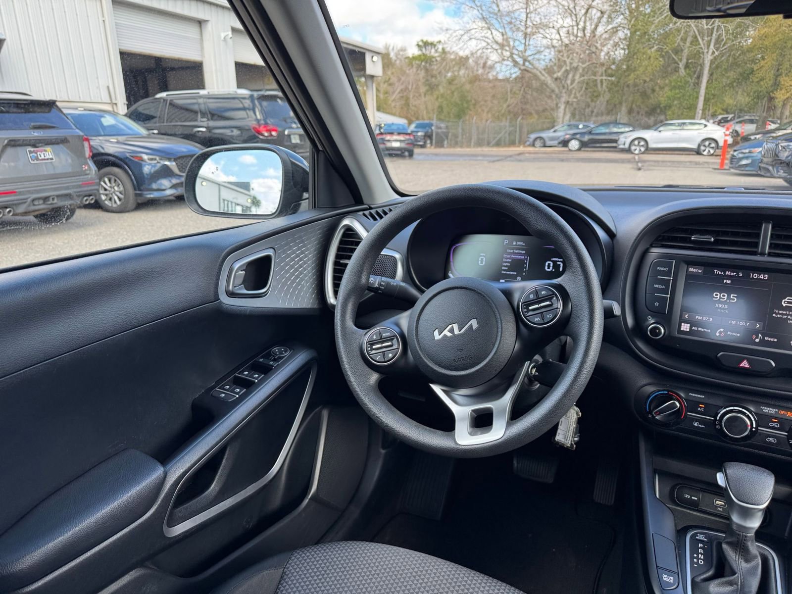 Thumbnail: 2025 Kia Soul - 30