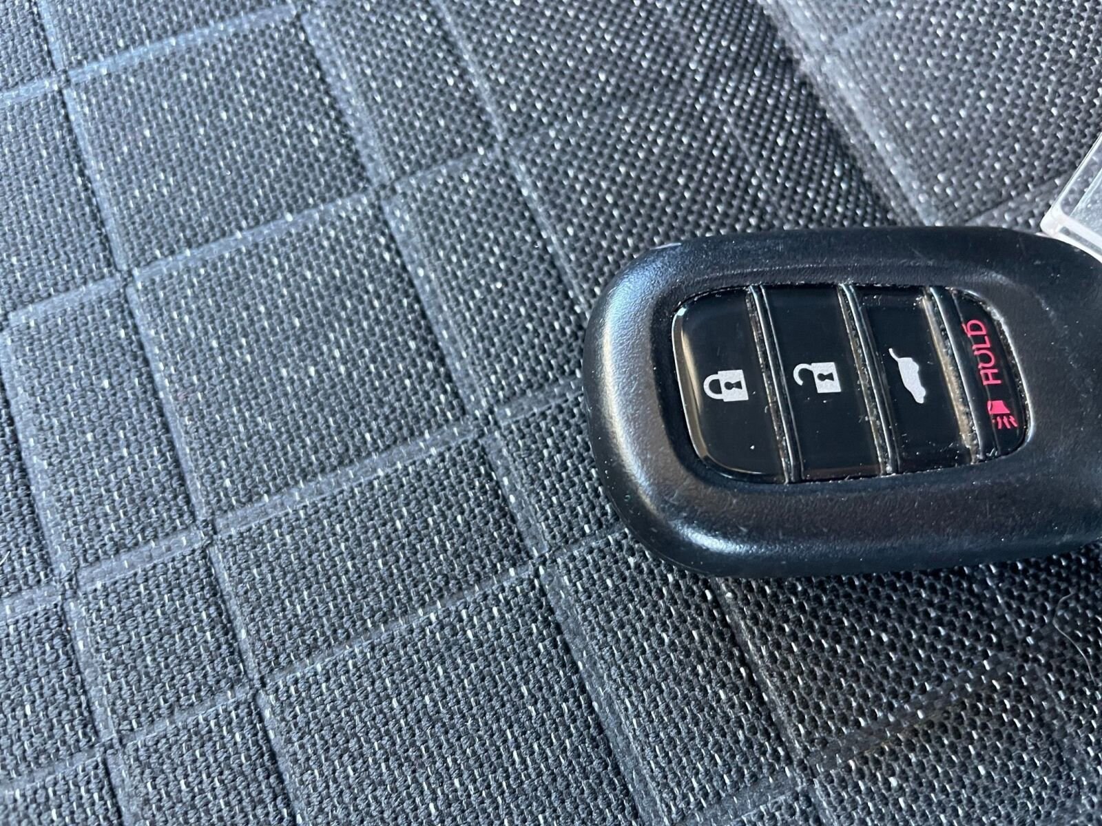 Thumbnail: 2025 Honda HR-V - 21