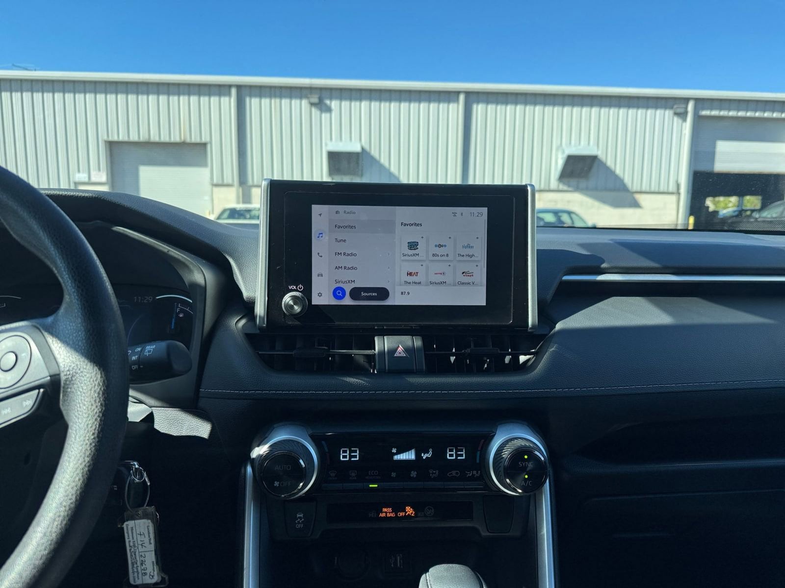 Thumbnail: 2025 Toyota RAV4 - 21