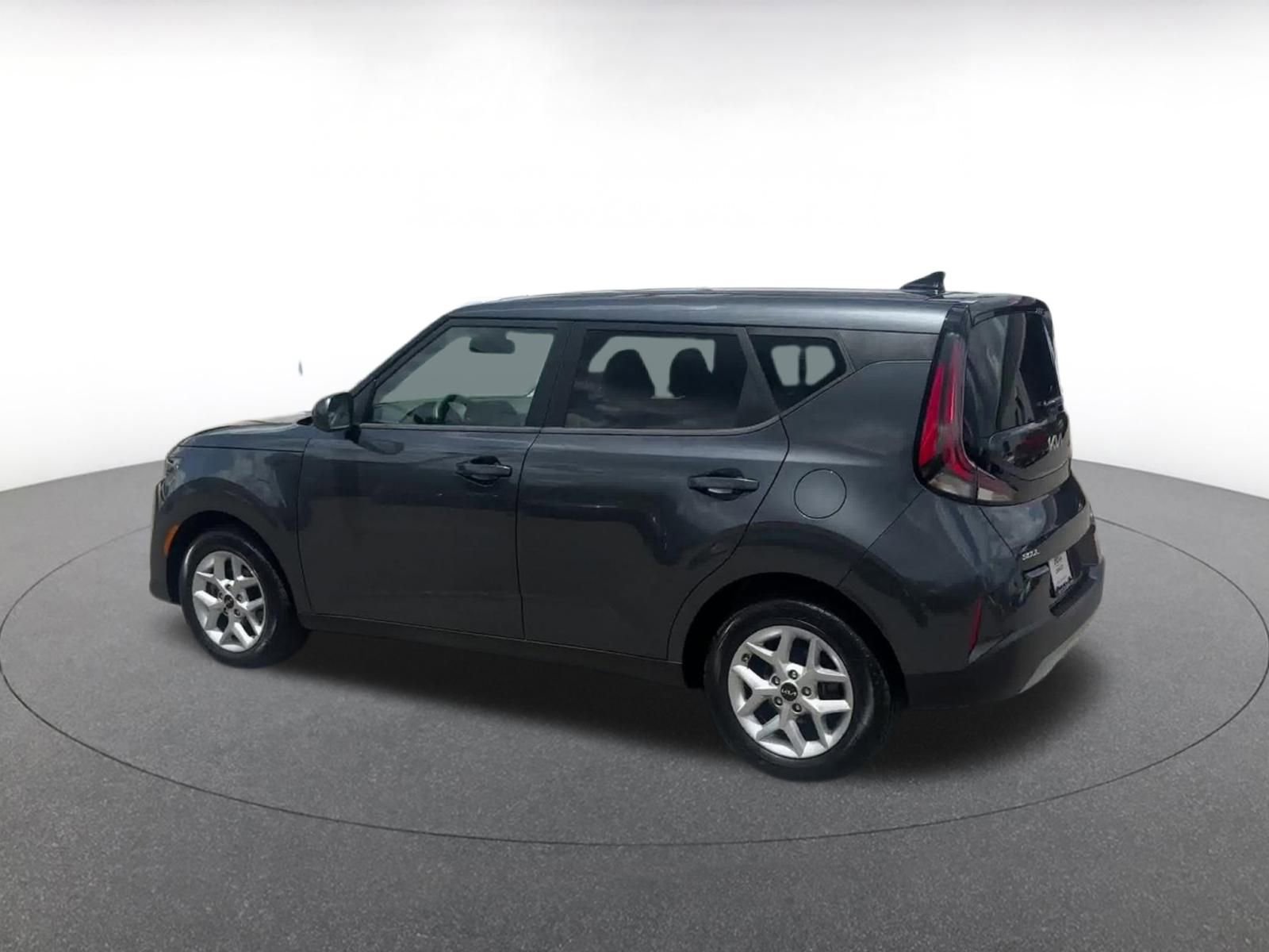Thumbnail: 2024 Kia Soul - 7